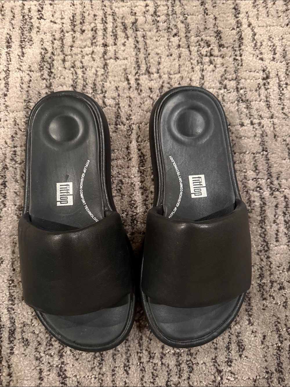 Fitflop Black Wide-Band Slide Sandals for Women size 7